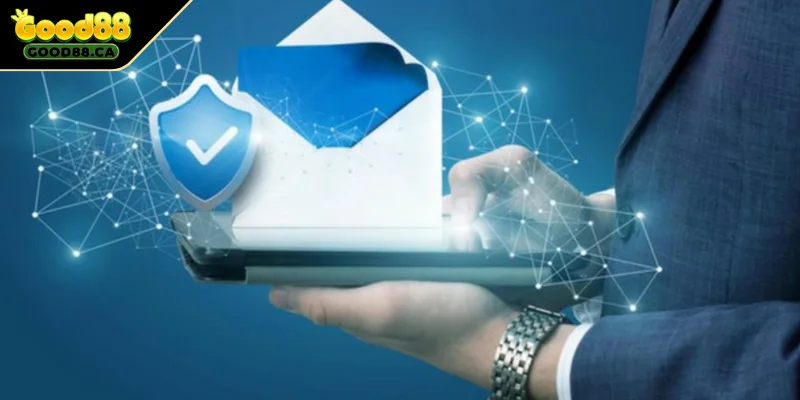 Thông báo chính sách bảo mật định kỳ qua hệ thống email